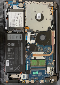 DELL Vostro15 3580の分解写真　SSD交換後