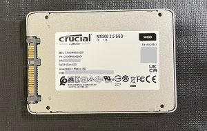 Crucial CT500MX500SSD1