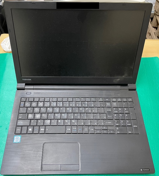 東芝　Dynabook　AZ35/AB