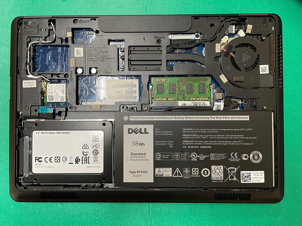 DELL Latitude 5250 中